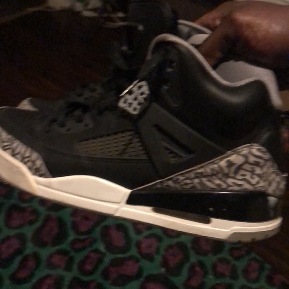 Air Jordan spikike lees 40 acres and a mule - Picture 3 of 4